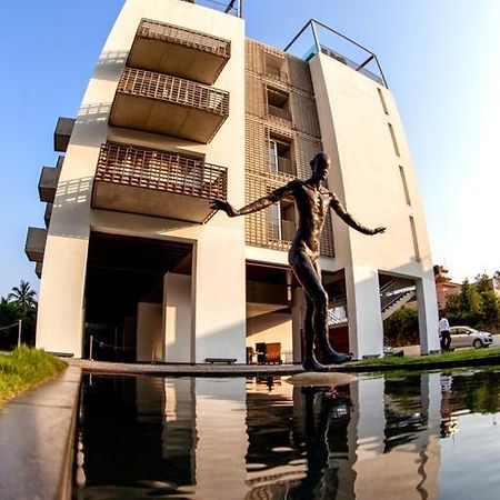 Holiday Inn & Suites Bengaluru Whitefield Esterno foto