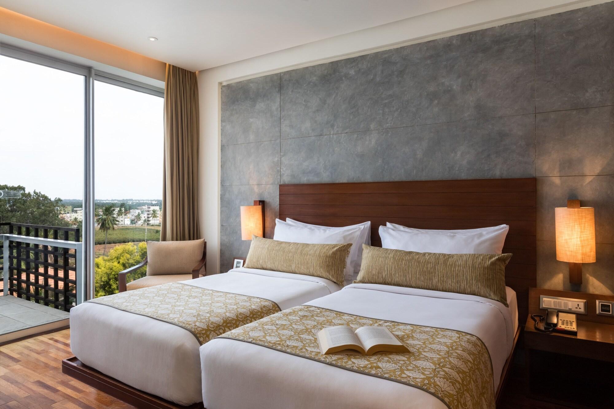 Holiday Inn & Suites Bengaluru Whitefield Esterno foto