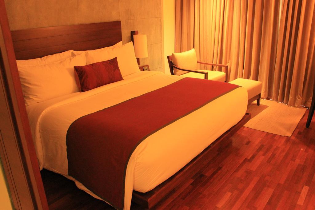 Holiday Inn & Suites Bengaluru Whitefield Esterno foto