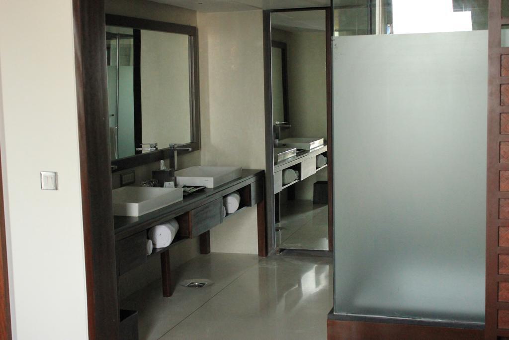Holiday Inn & Suites Bengaluru Whitefield Esterno foto