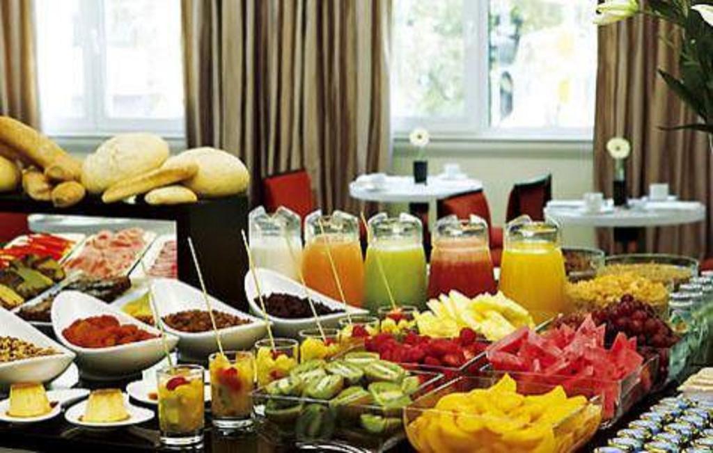 Holiday Inn & Suites Bengaluru Whitefield Esterno foto