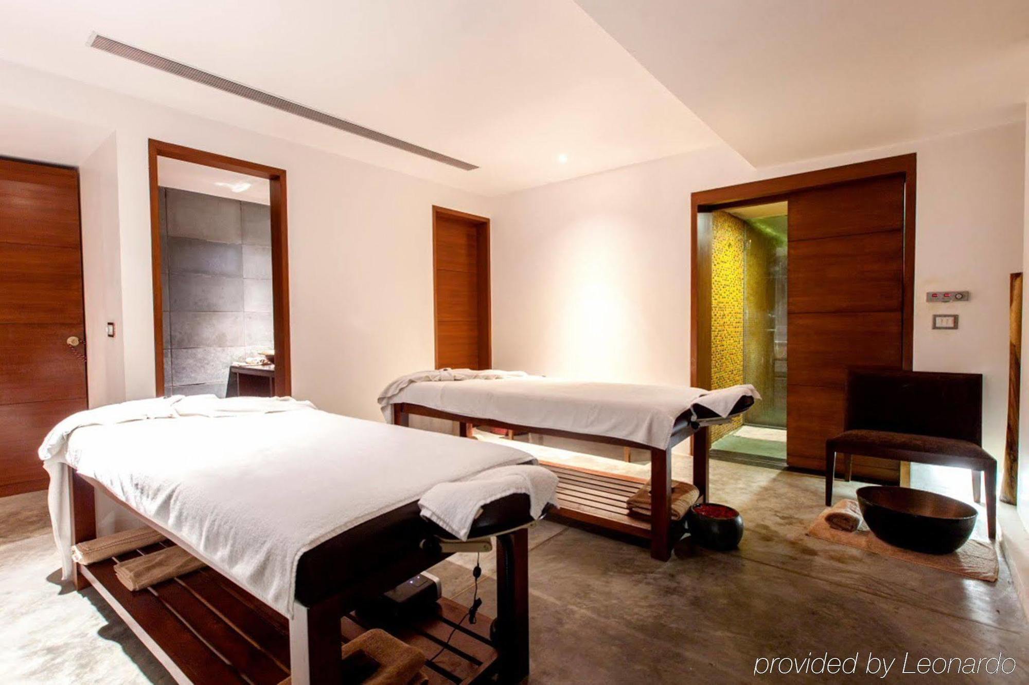 Holiday Inn & Suites Bengaluru Whitefield Esterno foto